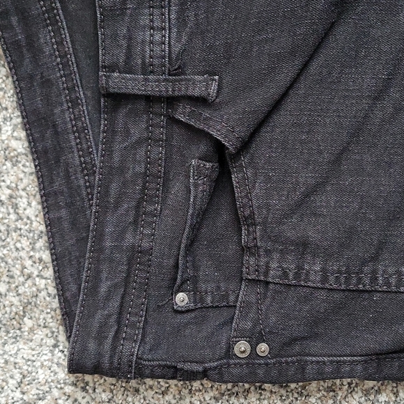 Gloria Vanderbilt Black Capris !!! - Picture 4 of 8